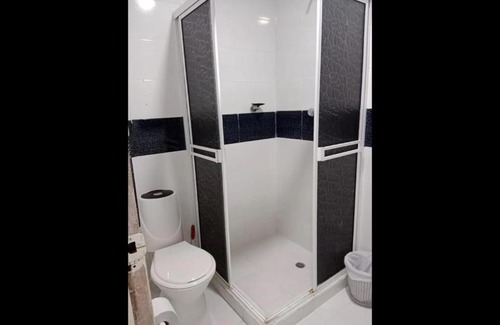 Marbella Cabin | Bm-8 room near the sea with air conditioning and WIFI
