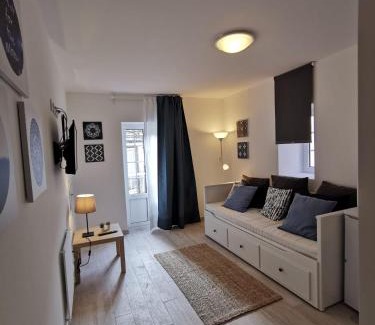 Lisbon Old Town Apartment | BmyT - The Villa
