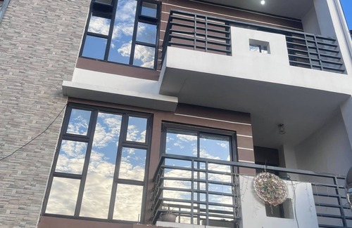 Baguio House | BN 5BR House With Mountain View