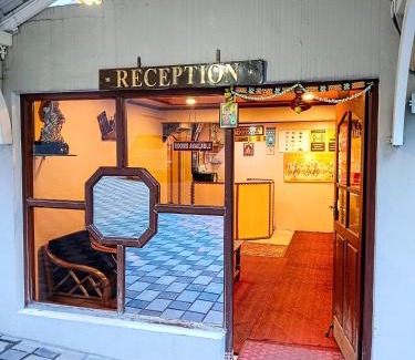 Ooty Hotel | BN Tourist Home