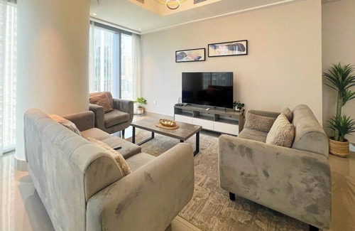 Downtown Dubai Apartment | bnbme | Downtown Apt | City View, Walk to Burj Khalifa