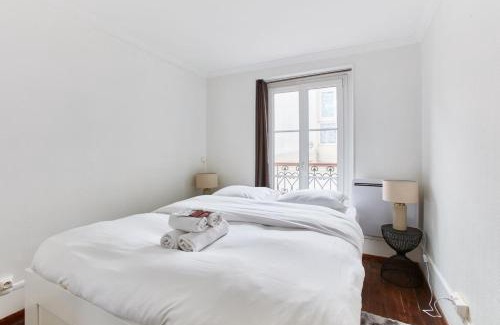 Montmartre Apartment | BnBNova - 1BR - Montmartre & Sacré-Cœur Basilica
