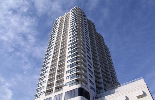 Atlantic City Condo | Boardwalk condo @FantaSea Flagship Resort on Main St. - 4 guests - Bargain rate