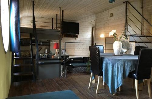 Issy-les-Moulineaux Boat Rental | Boat For Guest
