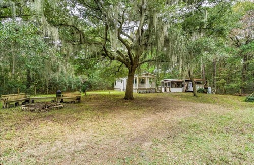Edisto Island House | Boat & Golf Cart Parking+Fenced Yard, Pet Friendly 12 Minutes to the Beach