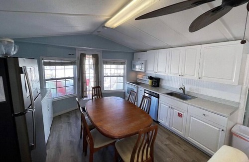 Marathon House | Boater’s Seaside Dream 45 ft dock M#13