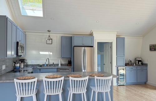 Blue Hill House | Boathouse at Waters Edge Coastal Oceanfront Luxury near Acadia. Sleeps 8!