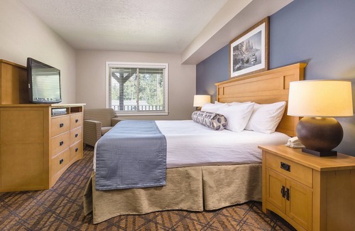 Coeur d'Alene Resort | Boating, skiing, and hiking galore!