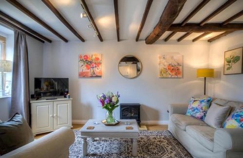 Little Rissington House | Bobble Cottage