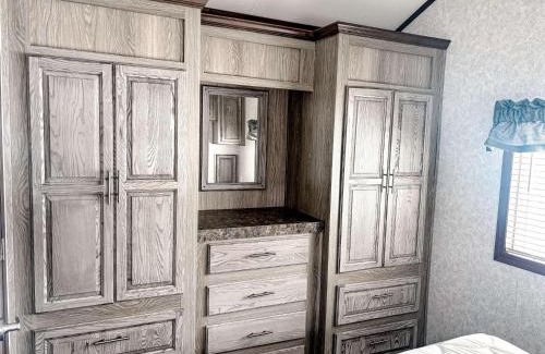 Bobcaygeon House | Bobcaygeon Shores Cottage Resort