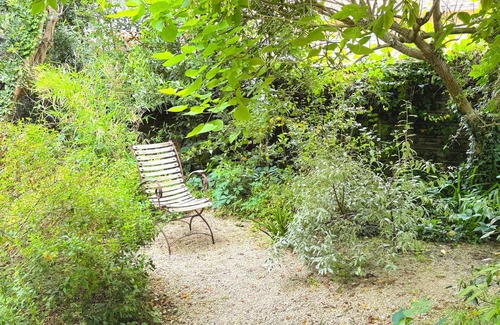 Taussat House | Bohemian interlude in the heart of Taussat, 150m from the Bassin