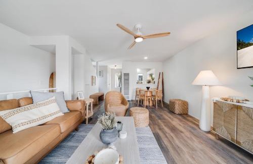 Crown Point House | BoHo Beach House Walk to the Sand