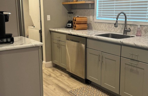 West Ocean City Cottage | Boho chic modern 1-bedroom cottage with AC, WiFi in the heart of West Ocean City