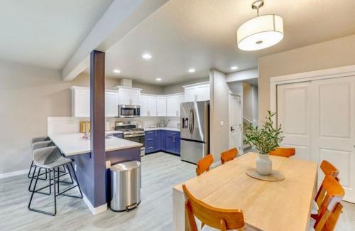 Sunset House | Boise Retreat North End -hot Tub -17 Mi To Bogus