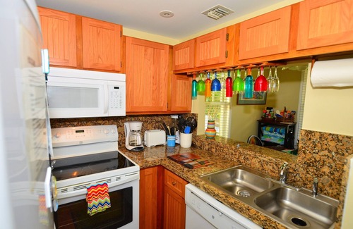 Truman Annex House | Boli Townhouse - Luxury Rental in gated Truman Annex - Saturday to Saturday only
