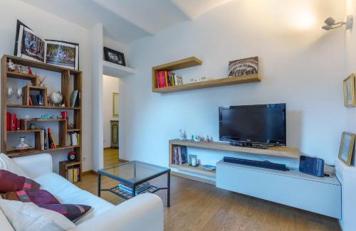 Saragozza-Porto Apartment | Bologna Saragozza District Apartment