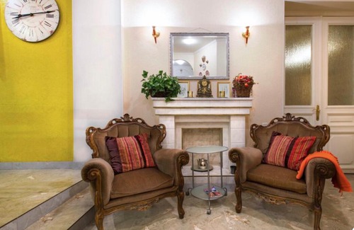 Admiralteysky Area Apartment | Большие апартаменты в духе Петербурга близко к Эрмитажу