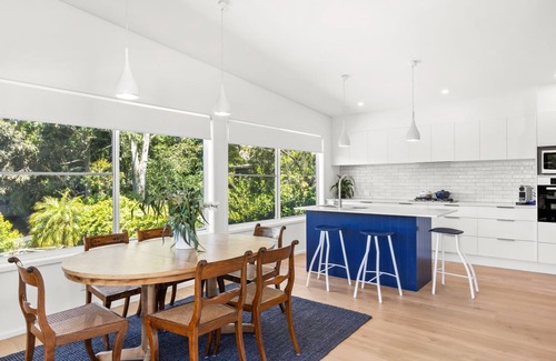 Mollymook Beach House | Bombora Pearl in Mollymook