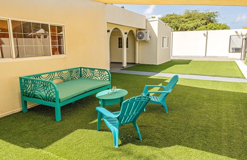 Ponton Apartment | Bon Bini Getaway #2 close to Eagle Beach, spacious studio