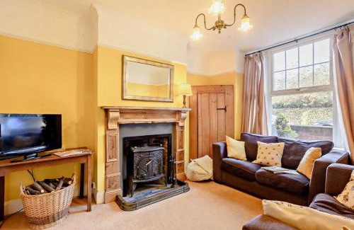 Overstrand House | Bond Cottage