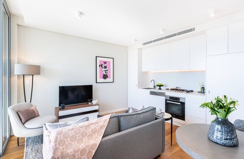 Bondi Apartment | Bondi Amari Six Zero Three with Private Balcony