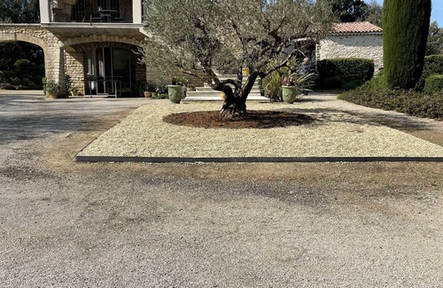 Bonnieux House | Bonnieux, Heart of the Luberon, House With Swimming-pool in the Center of a Landscaped Gardens