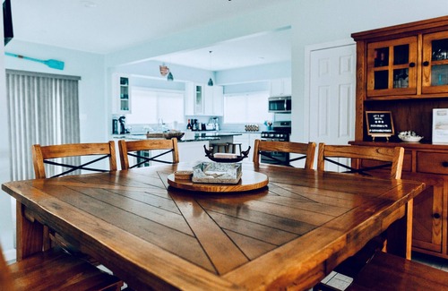 Ventnor City House | Book 2, Stay 3—Extra Night’s On Us! Sleeps 12, Dog Friendly, Quick Uber to A/C