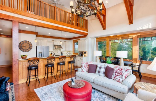 Boone Condo | Book for Summer Now - Breathtaking View - Fabulous & Well-Stocked Kitchen