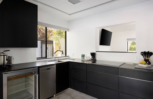 Old Las Palmas House | Book Now for Fall Stays! Modern Home with Heated Pool and Hot Tub! Dog Friendly! Firepit! Grill!