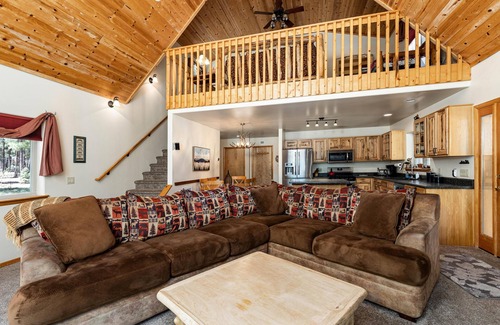 Williams Cabin | Book now for Snow! Raccoon Ranch