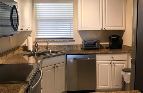 Central Naples Condo | BOOK NOW March/April 2026! Great Location, Top Floor, Free Golf, Close to Beach