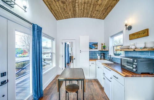 McMinnville Cottage | Book the Ohana Bungalow at The Boutique Retreat in downtown McMinnville.