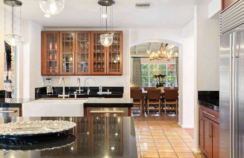 El Mirador House | Book Today for a Fall Getaway! Chic Downtown Home with Private Pool and Hot Tub!