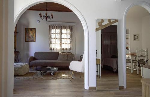 Aigio Apartment | BookHome by Greece Apartments