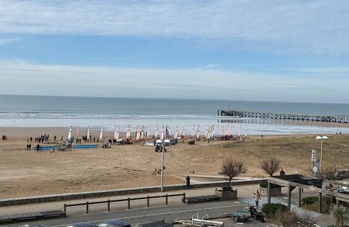 Saint-Jean-de-Monts Apartment | Bord de mer vue panoramique avec parking privé