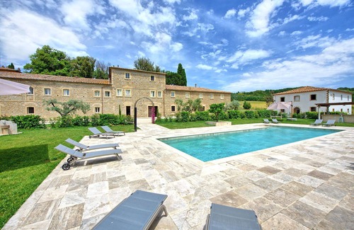 Volterra Villa | Borgo Ariano 9 – Apartment with pool