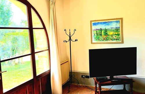 Sarteano Ski Chalet | Borgo Fastelli - Susino Chalet in historical Borgo in Val d'Orcia