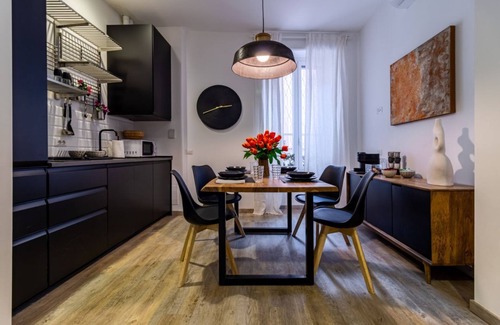 Rione XIV Borgo Apartment | Borgo Vittorio 20 Vatican Home