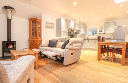Paul Cottage | BOS LOWEN, pet friendly, character holiday cottage in Mousehole