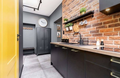 Stare Miasto Apartment | Bosacka 8 | Studio in Kraków | Remote Work