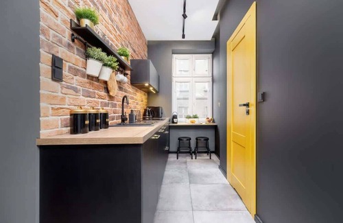 Stare Miasto Apartment | Bosacka 8 | Studio in Kraków | Remote Work