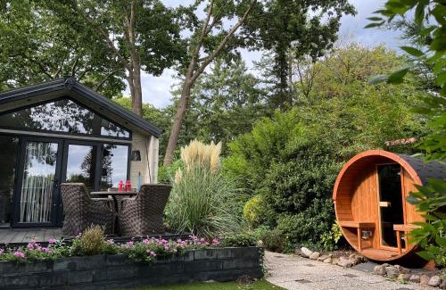 Municipality of Barneveld Ski Chalet | Boshuisje Villa Veenvink met privé sauna