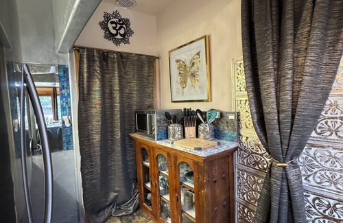 Albuquerque House | BOSQUE OASIS 2.5 Miles from Balloon Fiesta Park