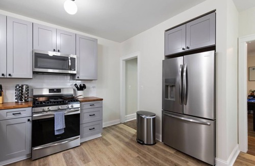 Detroit House | Boston Edison District Beautiful 4 BD/2.5 BA Home
