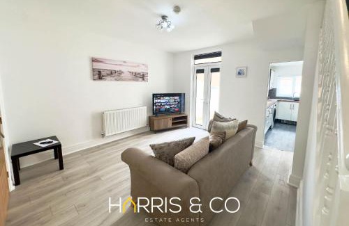 Fleetwood House | Bosun's Bay