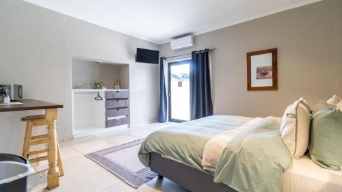 Alberton House | Bosveld In Die Stad 2 Guesthouse