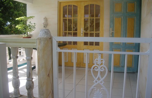 Le Diamant Apartment | Bottom of villa for rent in diamond (F3)