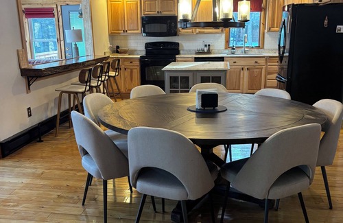 Minocqua Cabin | Bouchard Shores Resort on Lake Tomahawk - Hilltop Cabin