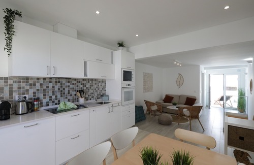 Tavira House | Bougainvillea House