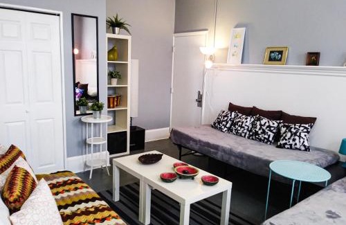 Fishtown Apartment | BOUGlE MicroSpace Balcony AT FISHTOWN